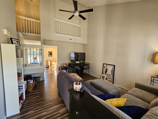 Photo - 10887 Holly Ridge Blvd