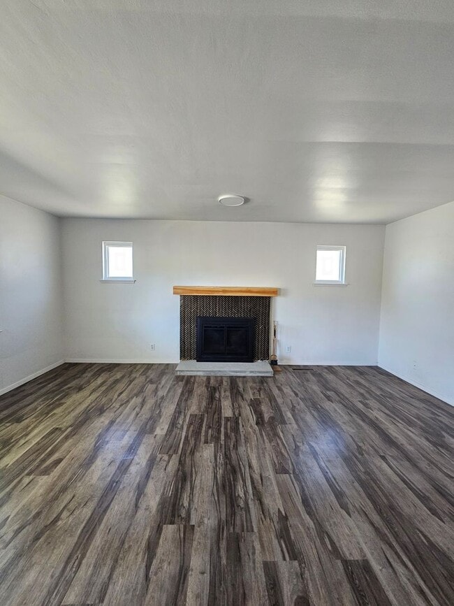 Photo - Charming 1-story Home with a Big Backyard Near Midtown
