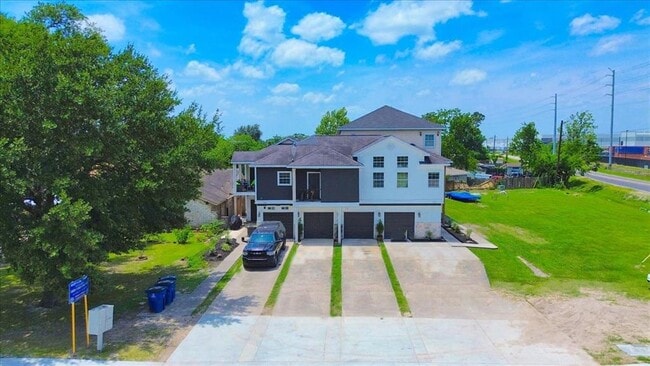 Photo - 13117 Vickery St Apartment