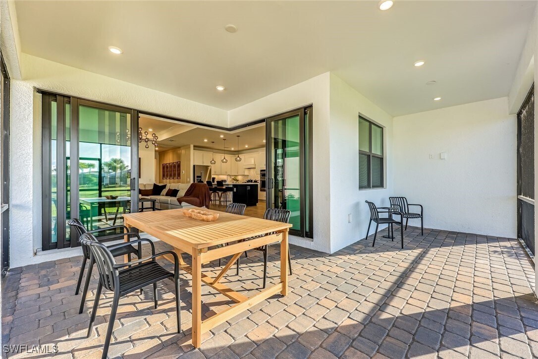 Photo - 20530 Pebble Gln Dr