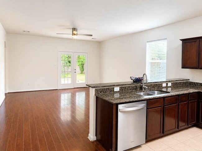 Photo - 38106 Sweetwater Cir