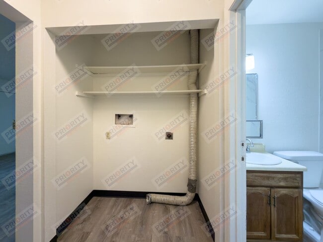 Photo - Ealges Nest Apartments Unit A