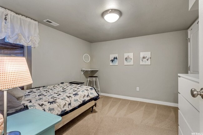 Photo - 148 E Center St