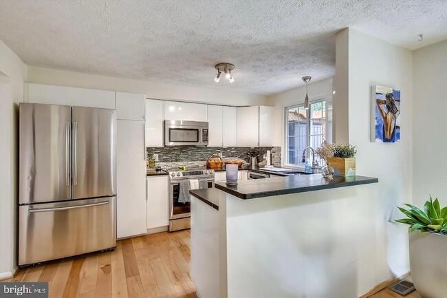 2115 Preston Square Ct