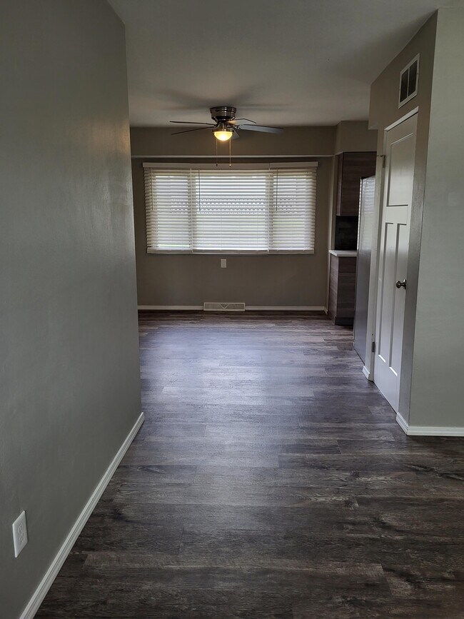 Photo - 1228 W Lombard St