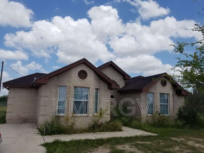 Building Photo - 8314 N Val Verde Rd Rental