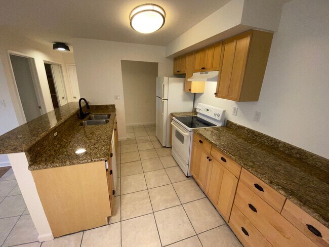 Photo - Charming Updated 1 Bedroom Apartment in Oakland Adams Point Neighborhood