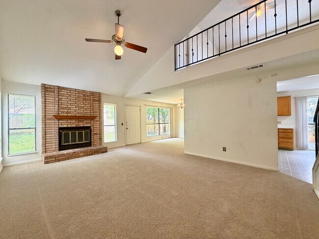 Photo - 2110 Warfield Way
