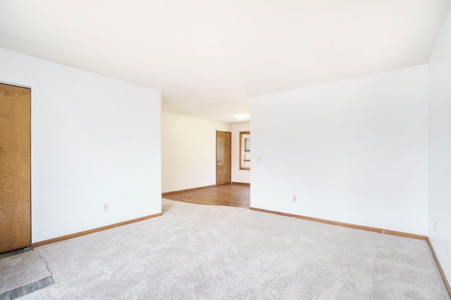 Photo - 3815 Florinda Ave