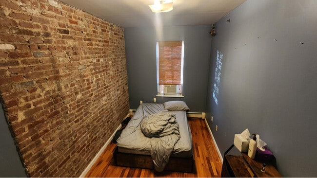 Photo - 40-62 61st St Unidad 5