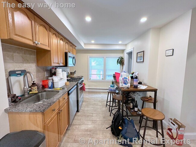 Photo - 164 Charles St Unidad #2