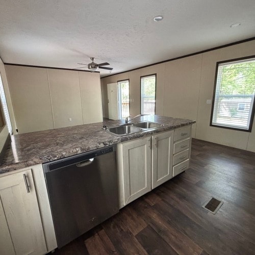 Photo - 102 Falcon Dr