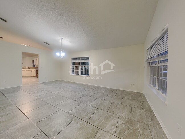 Photo - 2326 Creekfront Dr