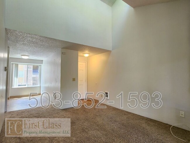 Photo - 3618 SW Beaverton Hillsdale Hwy Unidad 25