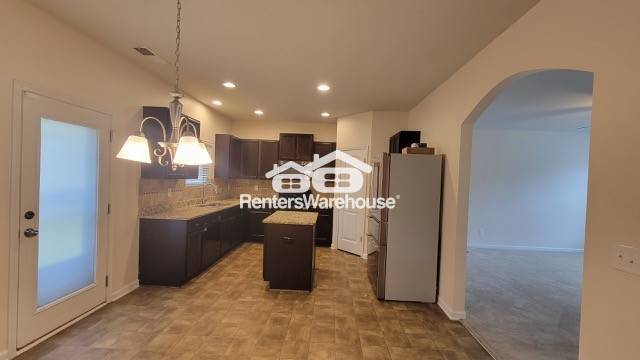 Photo - 5788 Grande River Rd