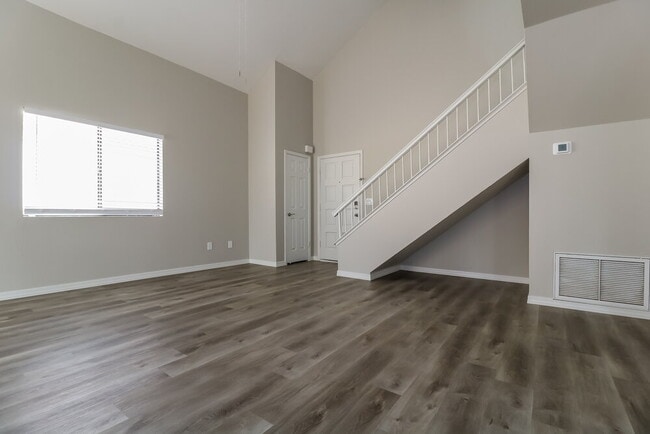 Photo - 19412 N 76th Ave