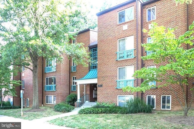 Building Photo - 11803 Breton Ct Unit 32C