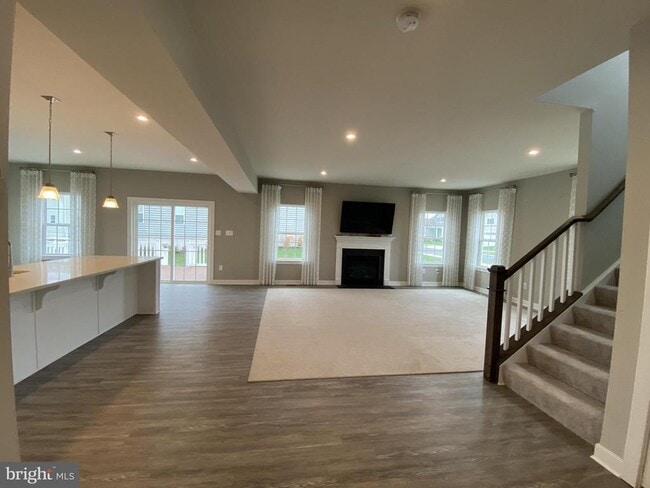 Photo - 712 Wallasey Dr