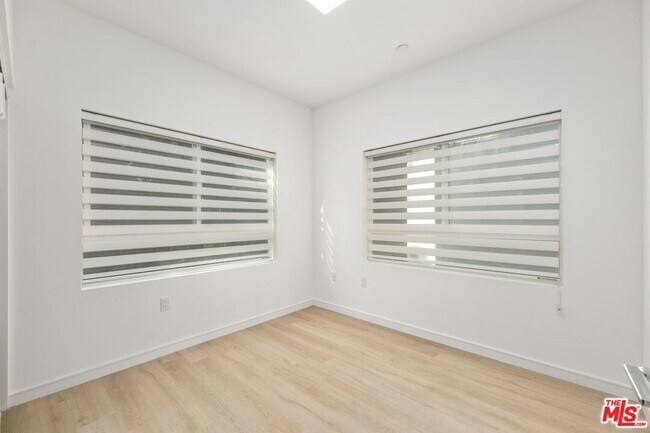 Photo - 1187 Crenshaw Blvd Unidad 102