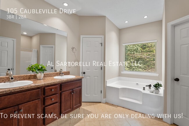 Photo - 105 Caubleville Dr