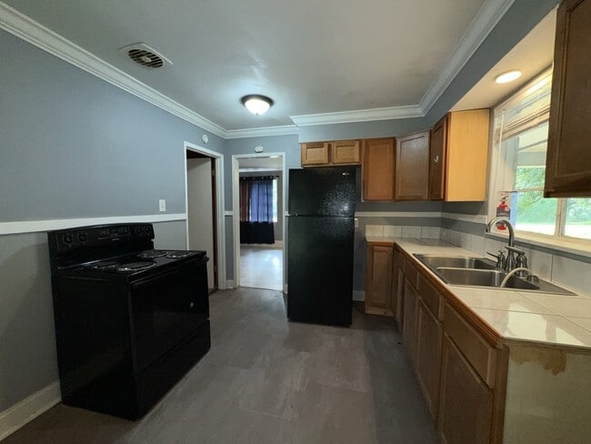 Photo - 3030 Oak Forest Dr