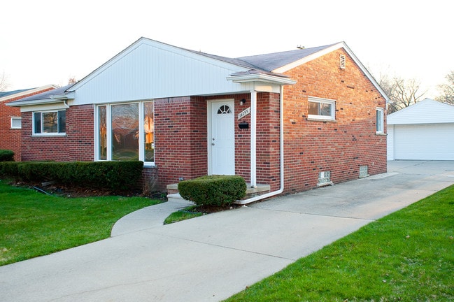 Photo - 14255 Cavell St Casa