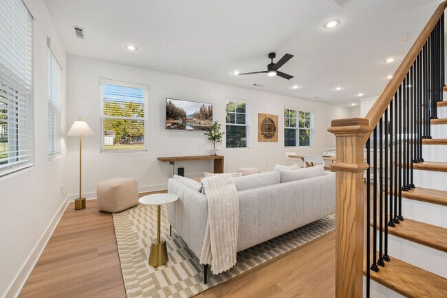 Photo - 1324 Van Buren Ave Unit ID1338732P