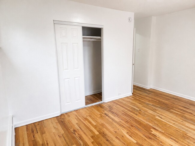 801 N Dahlia St Unidad 7