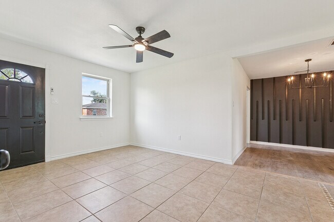 Photo - 228 Chapel Ln Casa