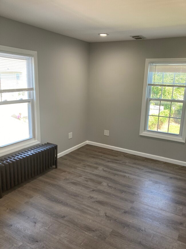 Photo - 63 3rd St