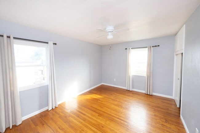 Photo - Single Family Home - 3BR/1BA - Large Yard