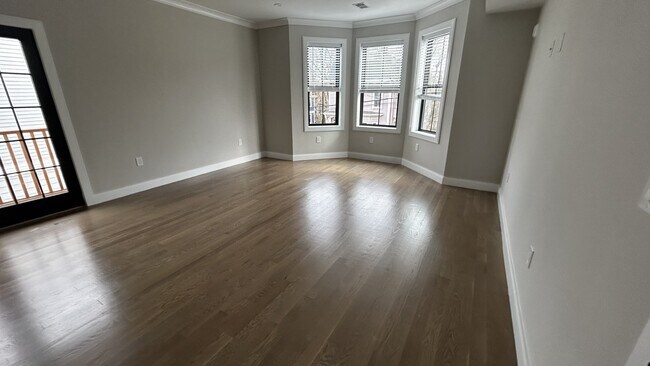 Photo - 283 Lamartine St Unit 4-bed 2-bath  #2