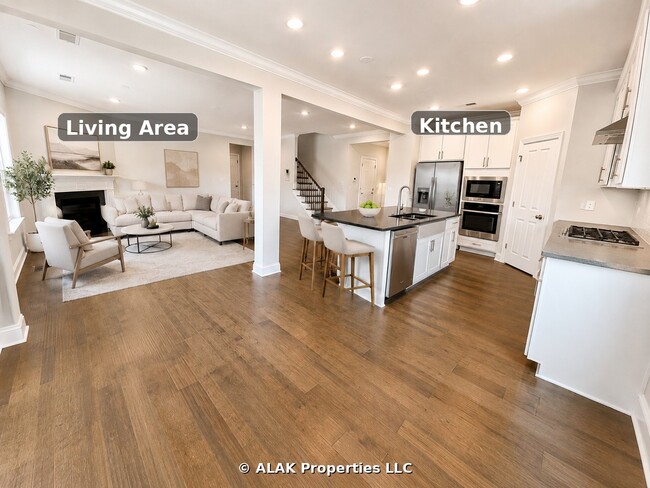 Building Photo - 381 Jorpaul Dr