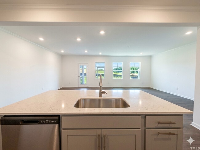 Photo - 237 Shingle Oak Rd
