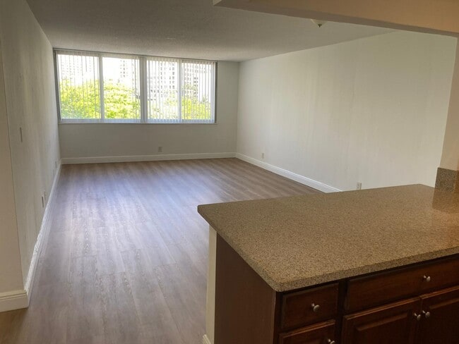 Photo - 9143 SW 77th Ave