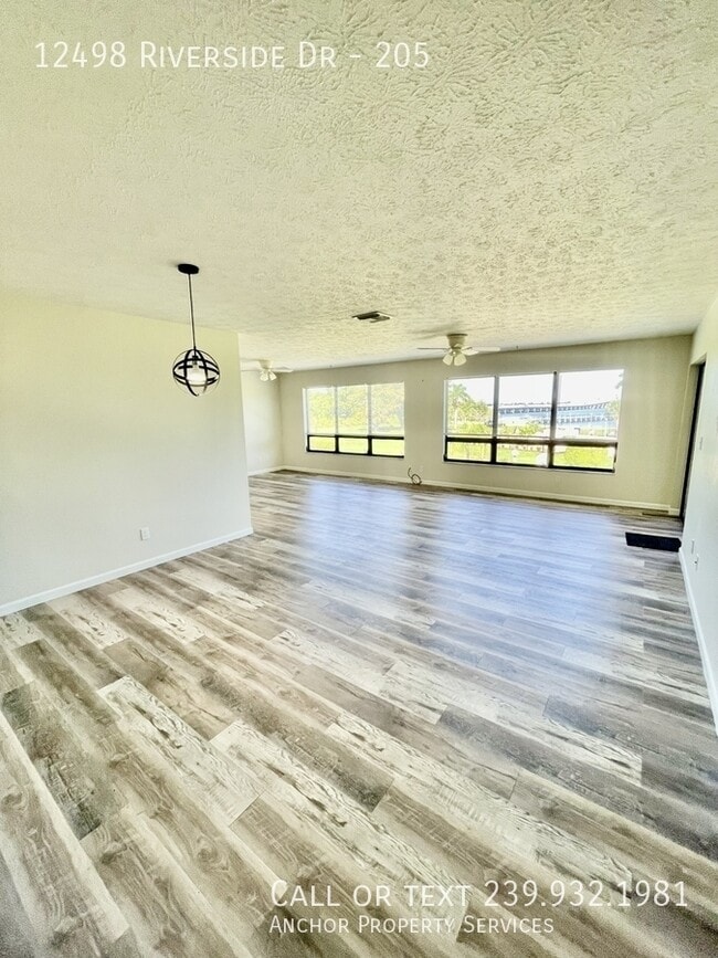 Photo - 12498 Riverside Dr Unit 205