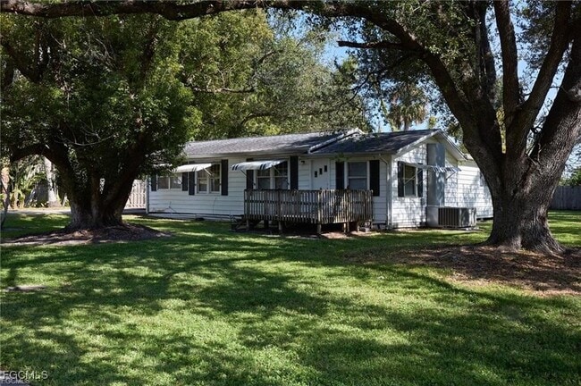 Photo - 10461 McGregor Blvd