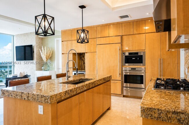 9701 Collins Ave Unit 1605S
