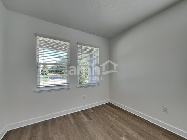 Photo - 3003 19th Ave W