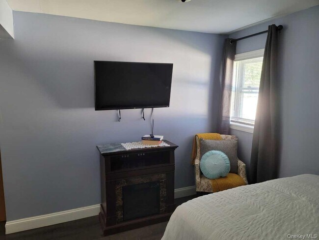 Photo - 320 Clayton St