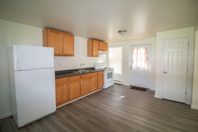 Building Photo - 119 Hicks Ave Unit 1