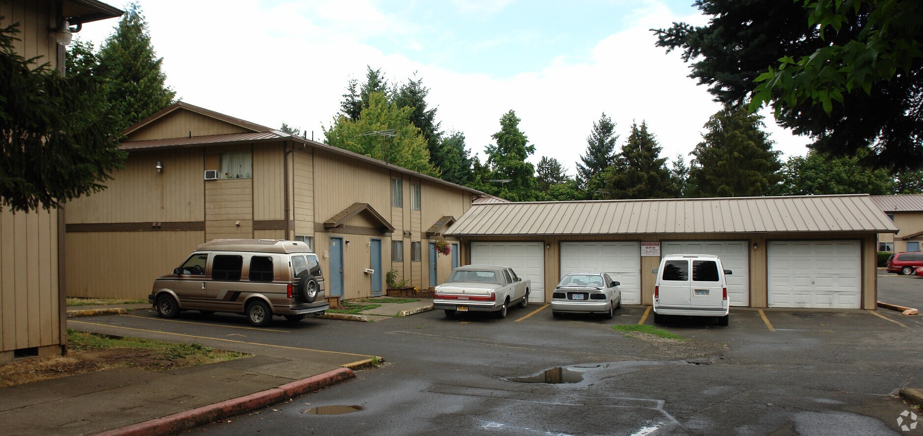 Clearview Apartments - Clearview Apartments