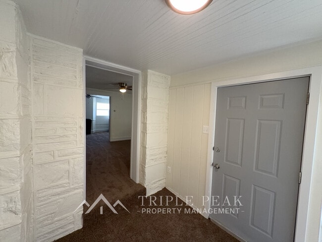 417 Croyden Rd