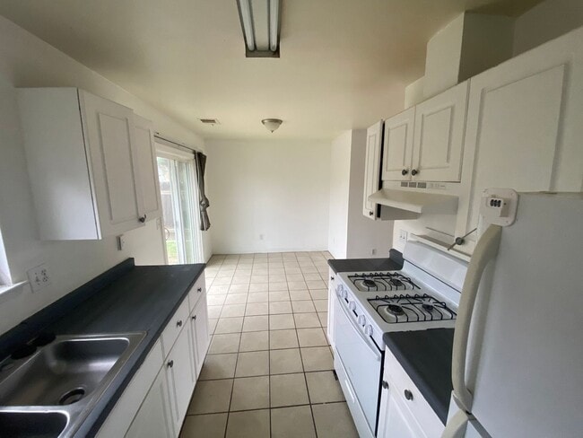 Photo - 1206 Kaweah St Unidad Apt C