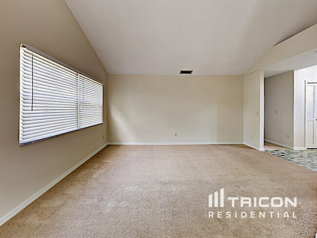 Photo - 2036 Pompano Pkwy