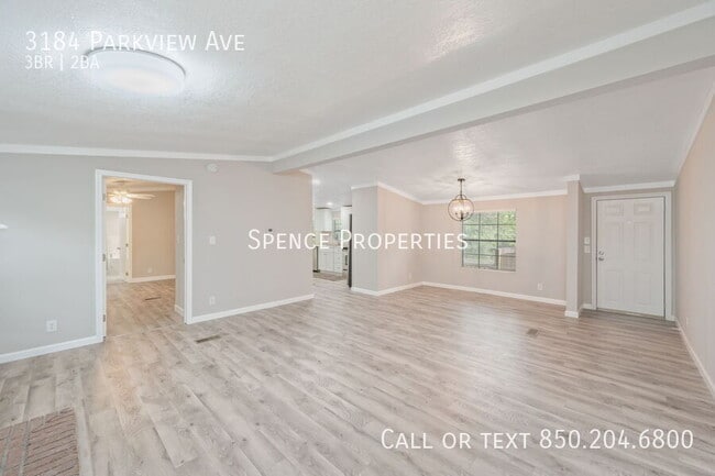 Photo - 3184 Parkview Ave