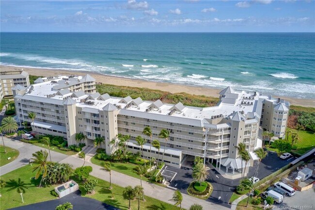 Building Photo - 579 NE Plantation Rd Unit 301-N Rental