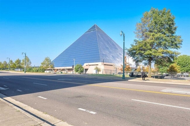 Photo - 440 N Front St Unit 204