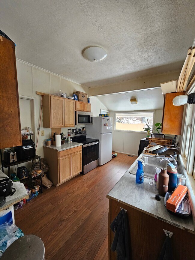 318 E Smith Ave