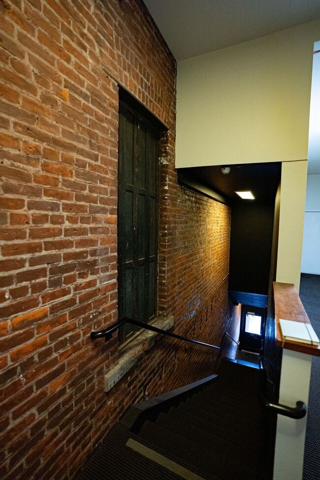 Photo - 422 1st St Unit #G